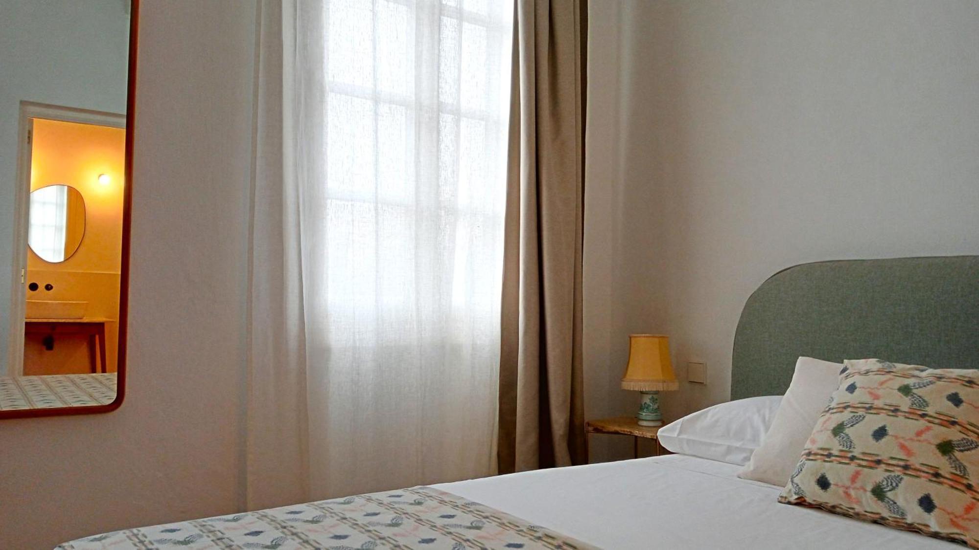 Hotel 3A Ease Of Living Ciutadella  Rom bilde